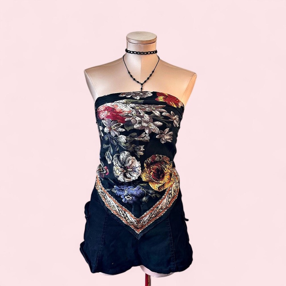 Y2K floral tube top featuring a bold multicolour